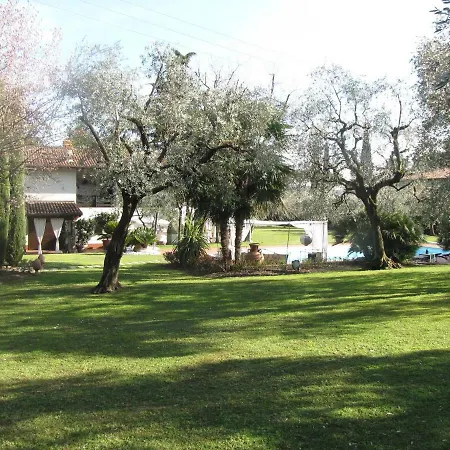 Oliveto Padenghe sul Garda